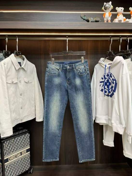 Picture of LV Jeans Long _SKULVsz29-408qx11711686